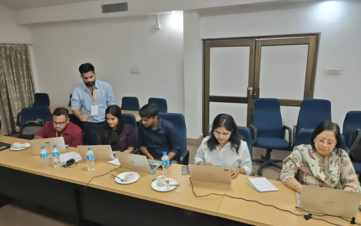 Aish coaching PSU engineers through a hands-on lab at IIT Guwahati